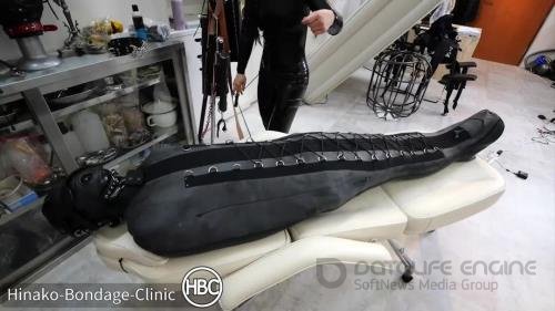 Hinako Bondage Clinic - Sub Gets Squeezed Super Tight In Neoprene And Latex Rest Sack By Mistress In Latex Catsuit - FullHD 1080p