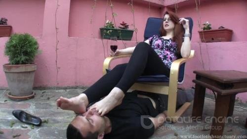 Foot Fetish Sanctuary - Goddess Victoria - All Day In Shoes - HD 720p
