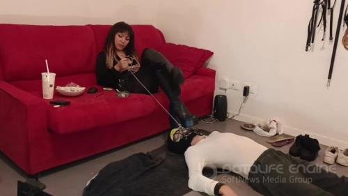 Miss Sandra Domina - Despite Wearing New Boots And Dangling While Smoking I Ignored My Footstool - HD 720p
