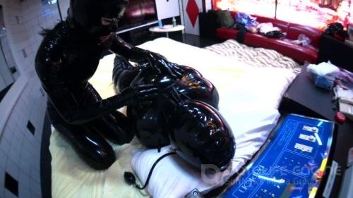 Hinako House - Black Rubber Inflatable Session - HD 720p