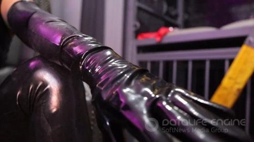 Domina Fire - Bangkok Mistress - Latex Fetish - FullHD 1080p