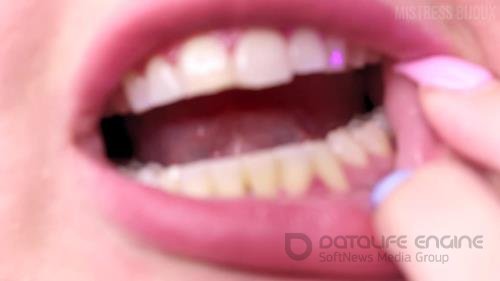 Mistress Bijoux - Teeth Up Close - FullHD 1080p