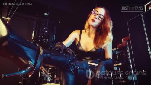Mistress Elis Euryale - Leather Boots and Spurs - FullHD 1080p