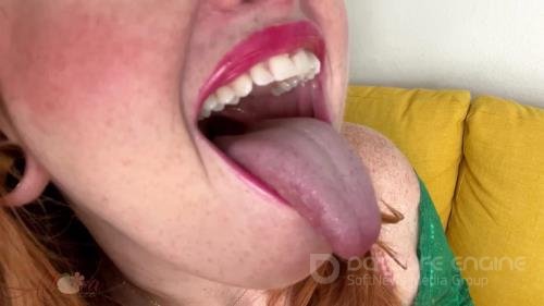 Adora bell - Tongue out Throat open - FullHD 1080p