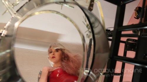 ServePrincessAaurora - Are You Ready To Drink My Golden Nectar - FullHD 1080p