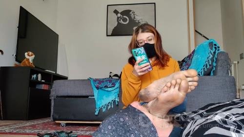 Goddess Grazi - Go Suck My Big Feet - FullHD 1080p