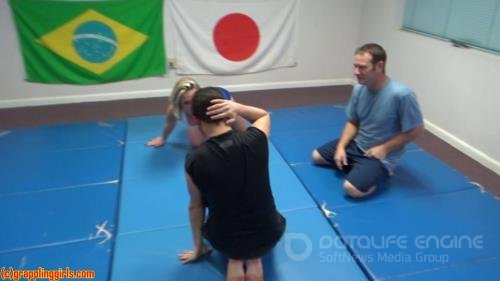 Grappling Girls in Action - Ggmilfwrestles5 - FullHD 1080p